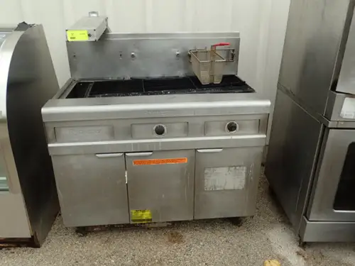 (1) Frymaster FMP245SC Gas Deep Fryer