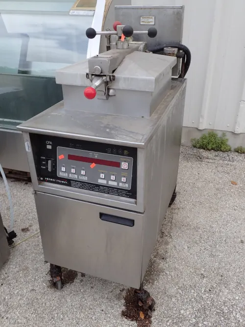 (1) Henny Penny Pressure Fryer