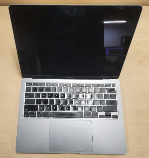 (1) Apple MacBook Air, 13.3"