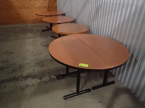 (4) Rounded Tables 