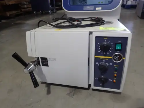 (1) Tuttnauer 1730M Benchtop Autoclave 