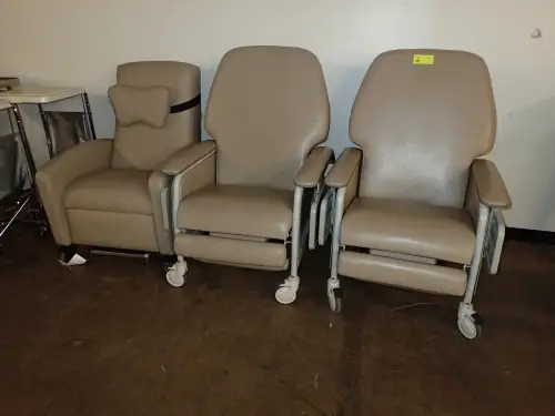 (3) Rolling Recliners