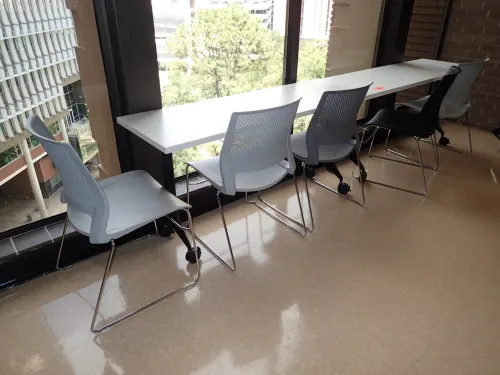 Assorted Furniture (8th Floor Lobby)