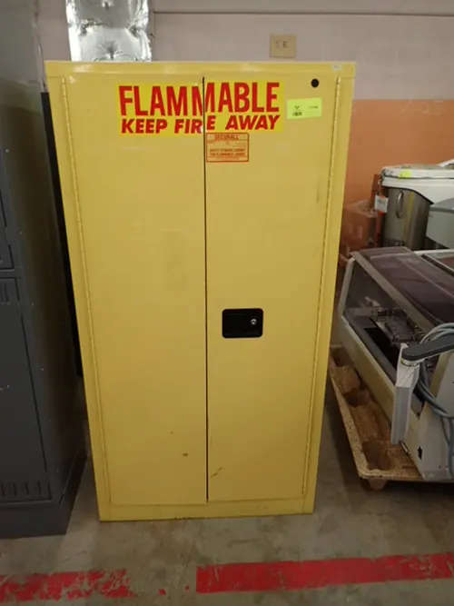 (1) Securall Flammable Liquid Storage Cabinet