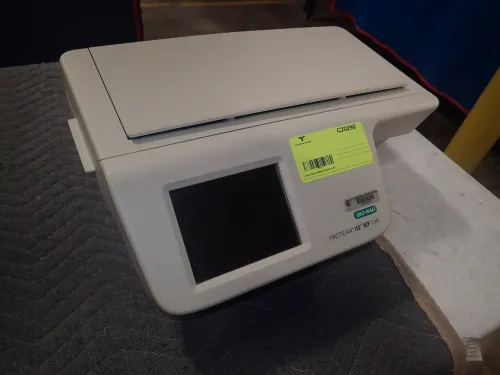 (1) Bio-Rad PROTEAN i12 IEF Cell Isoelectric Focusing Instrument