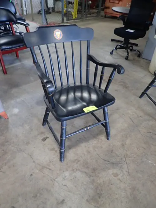 (1) S. Bent & Bros. 5606 342 University of Texas Captain's Chair