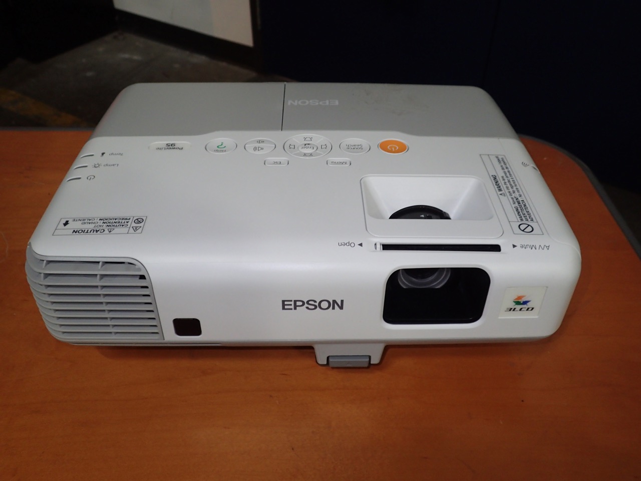 (1) Epson H383A LCD projector Surplus Marketplace