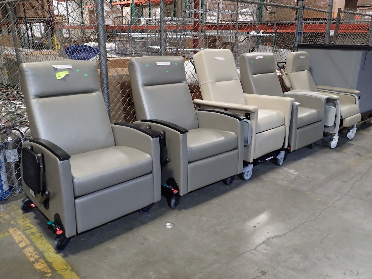 (5) Assorted Recliners | Surplus Marketplace