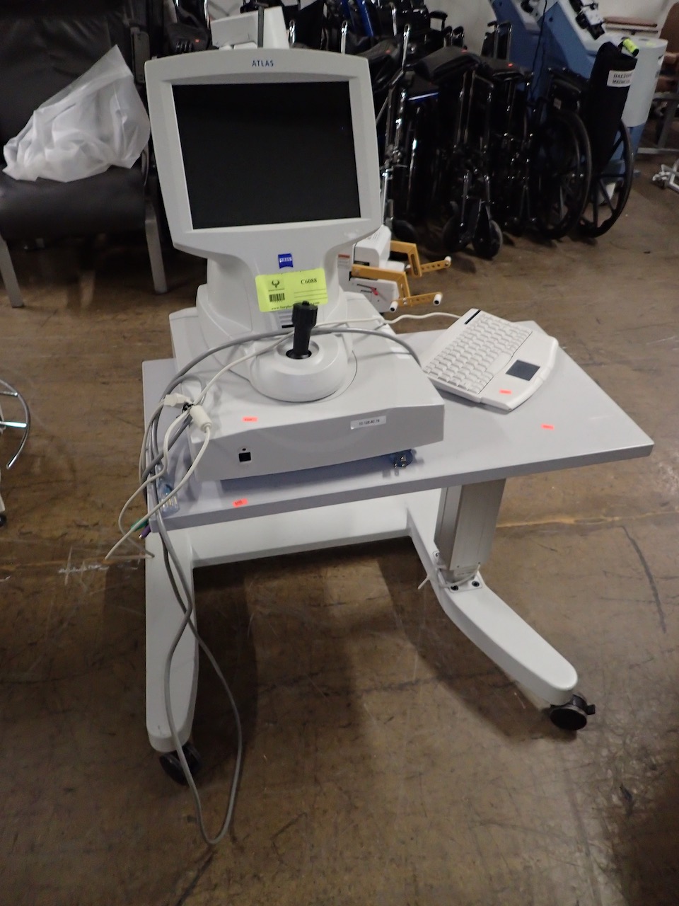 Topographer Machine (1) Zeiss Atlas 9000 Corneal Topographer | Surplus Marketplace