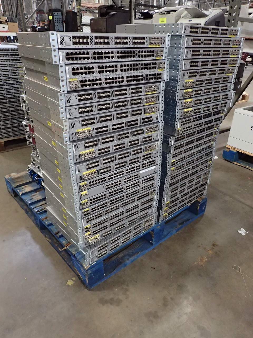 (1) Pallet Assorted Server Equipment | Surplus Marketplace