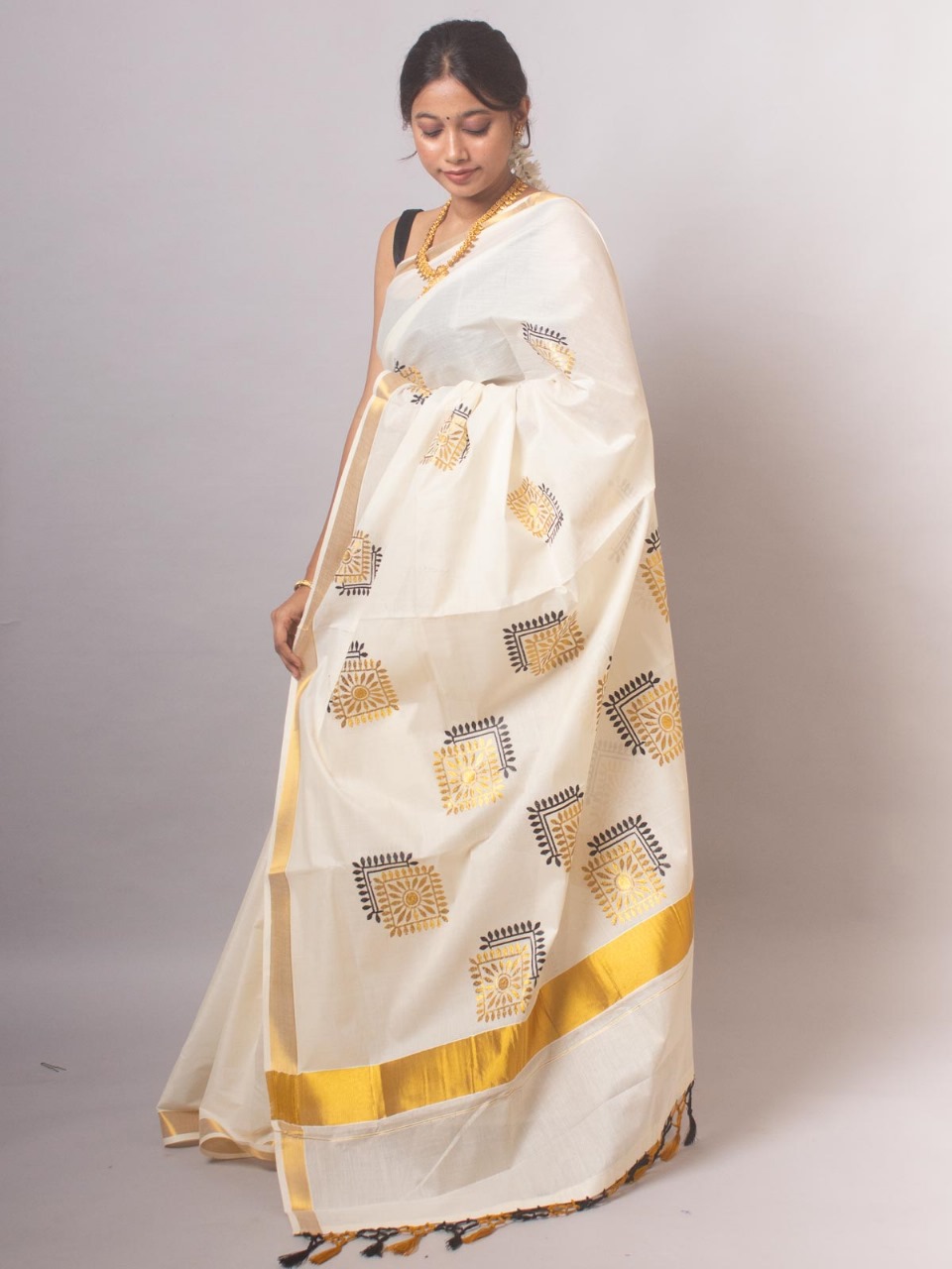ONAM Special Saree - White Gold