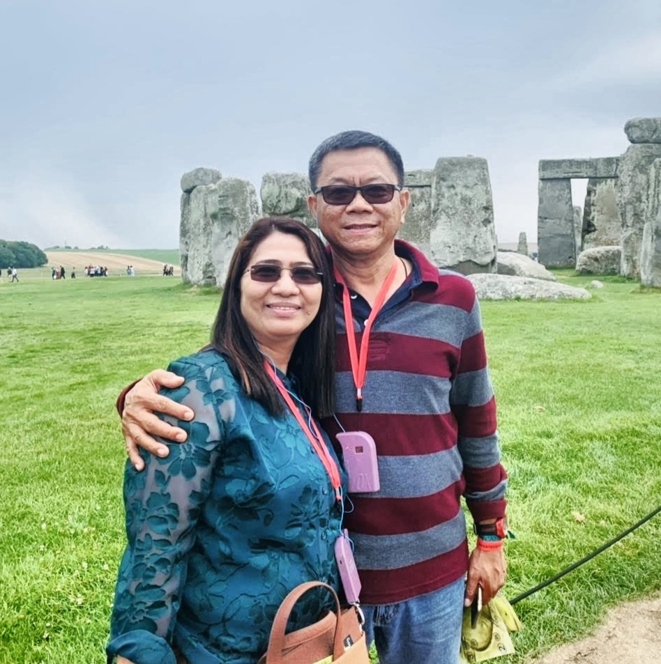 Mr. & Mrs. Ramil and Noida Castro