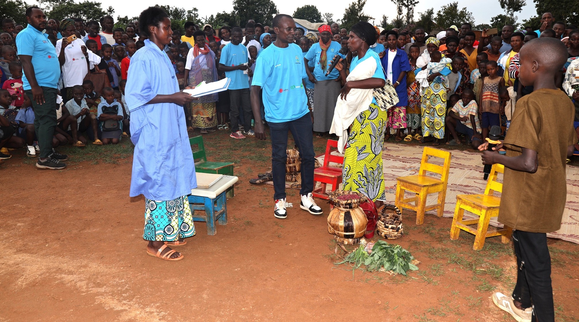 Urumuri Club from Bugesera District, performed its sketch: “Duhindure Imyumvire” (Let’s change our mentality).