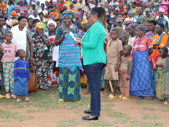 Question-and-answer session on the crucial role fathers play in the growth and development of their children.