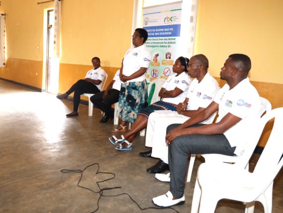 Mental health professionals in hospital and health facilities, answering the questions.