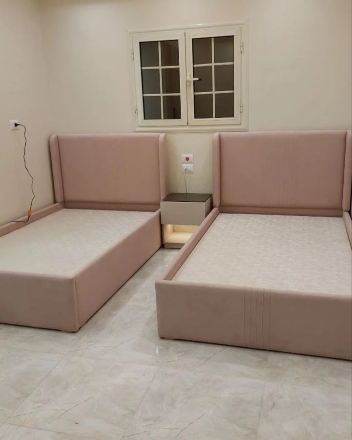 single_hotel_bedrooms