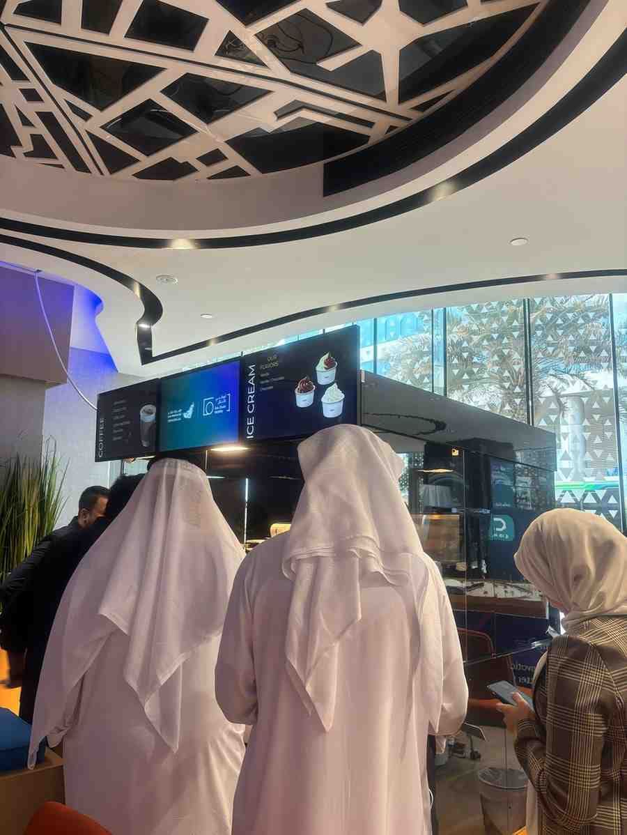 Abu Dhabi Mobility Innovation-Ice Cream Robot 3