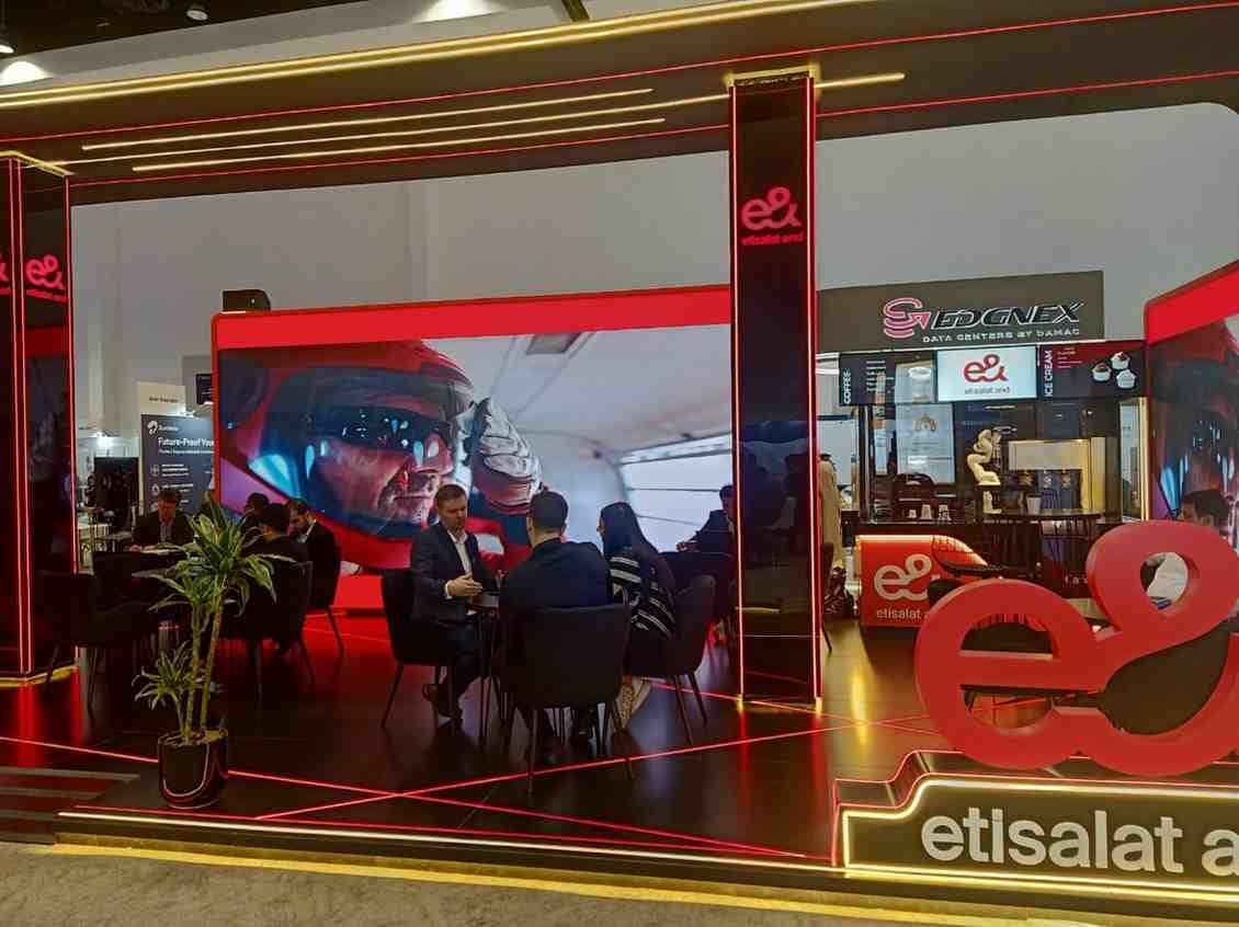 Data Cloud Middle East 2025-cafe robot 2