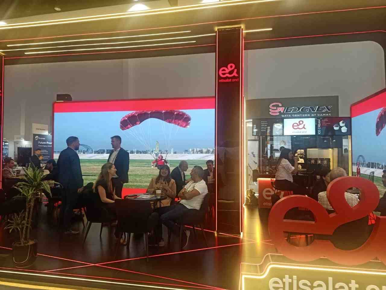 Data Cloud Middle East 2025-cafe robot 2