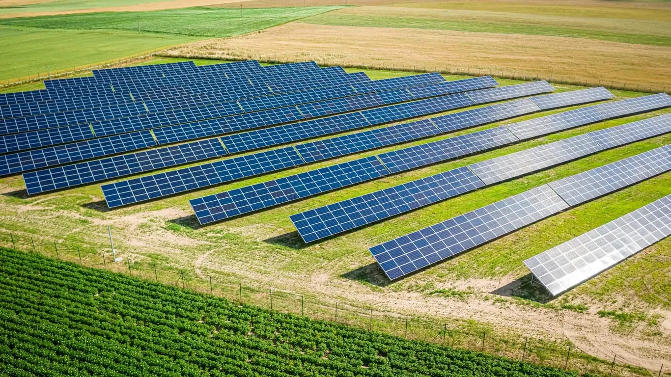 solar-farm-leasing