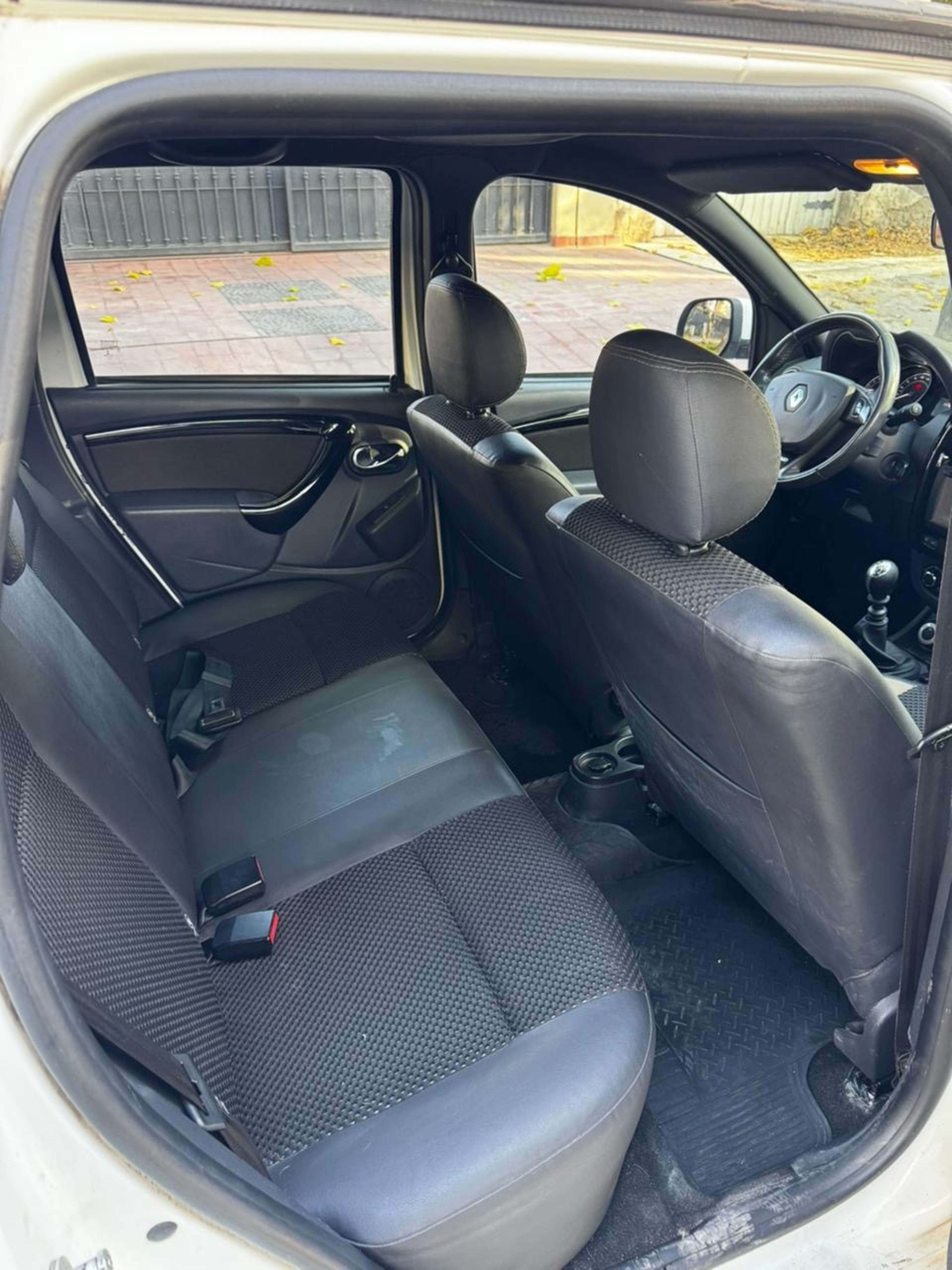 Renault Duster Privilege 4x4 2019 — foto 8