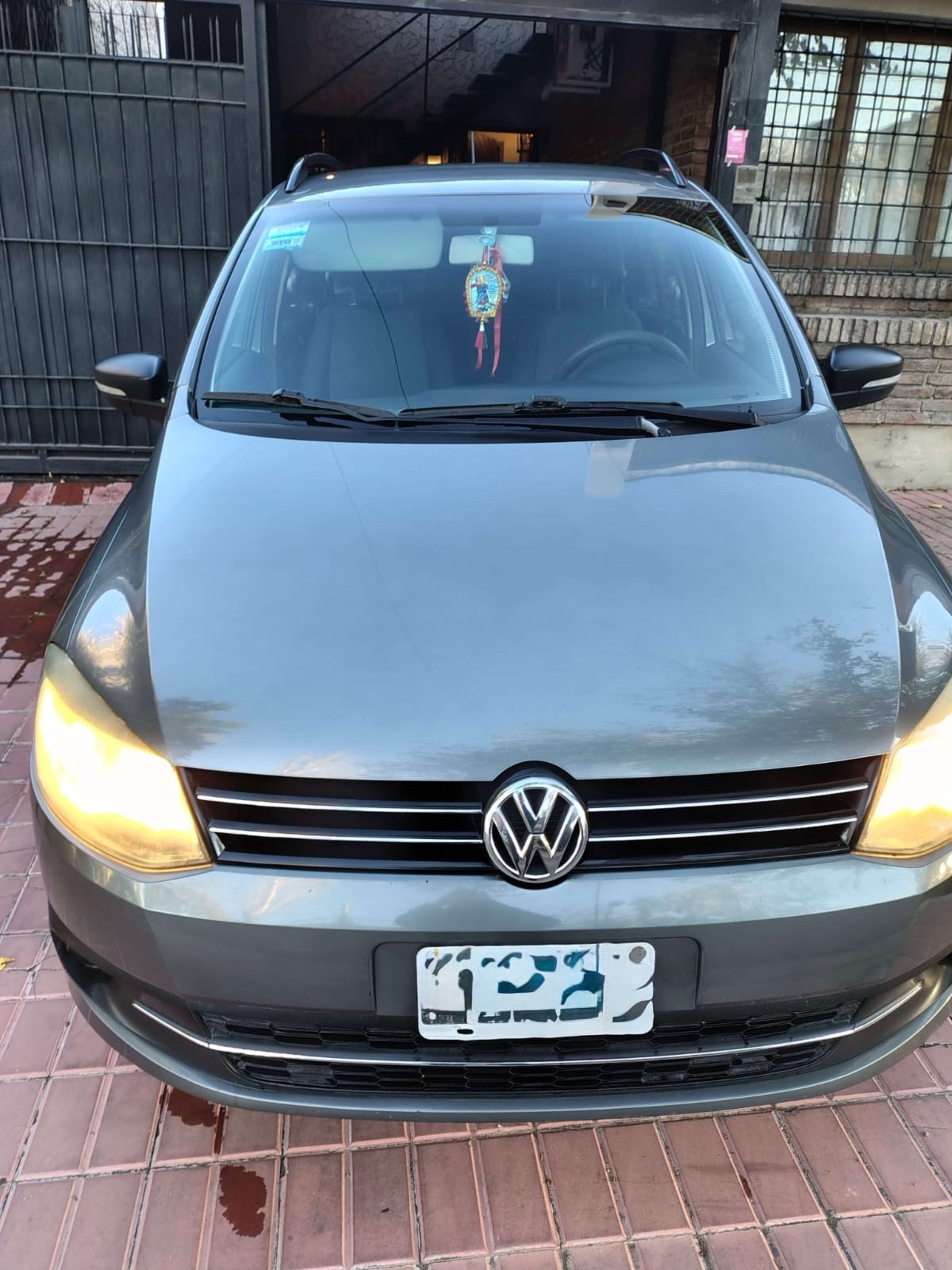 Volkswagen Suran 2013