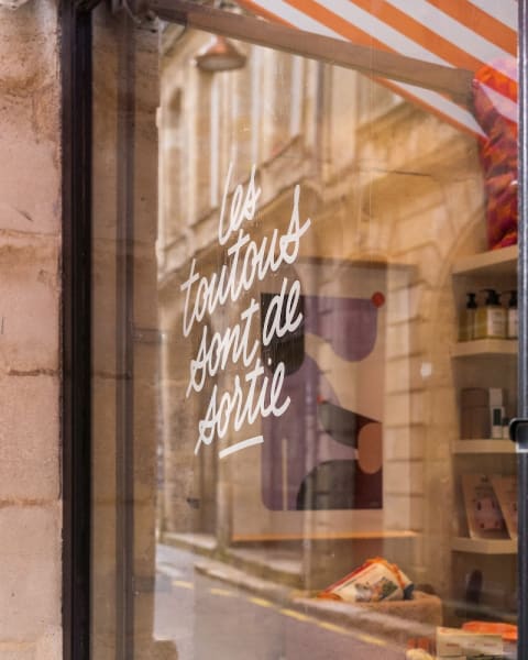 NUGGET - Boutique pour chien & chat à Bordeaux. Concept store café, dogwash et toilettage. — photo