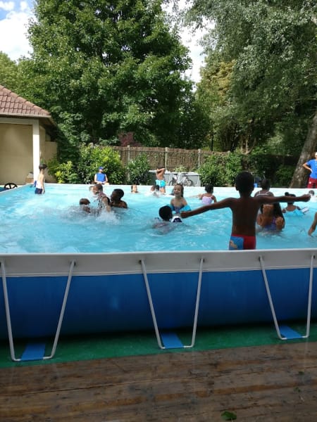 Camping Les Rives de Paris - Neuilly-sur-Marne — photo