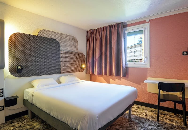 B&B HOTEL Marseille Parc Chanot — photo