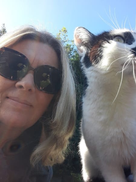 Isabelle Legruley - Pet Sitter — photo