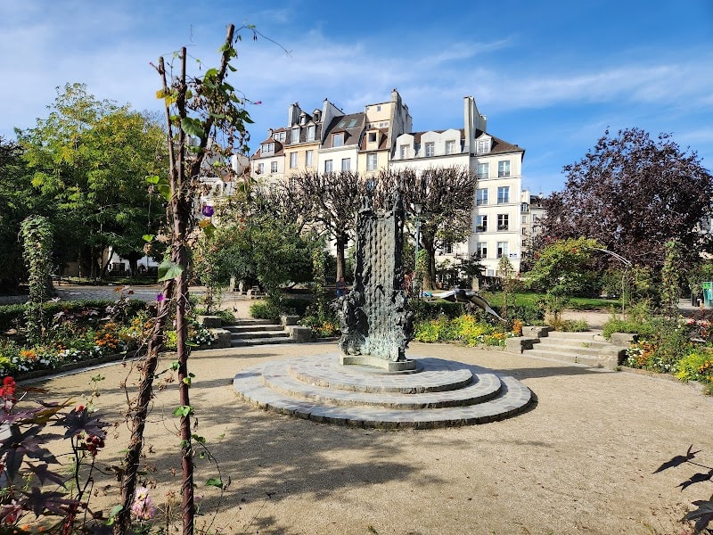 Square René Viviani — photo