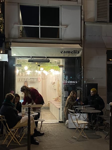 SALON DE THE CAMELIA — photo