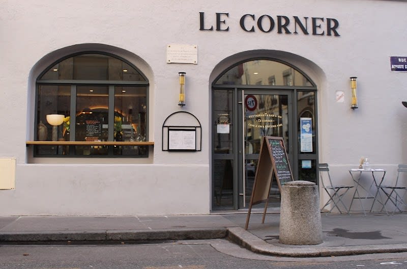 Le Corner — photo