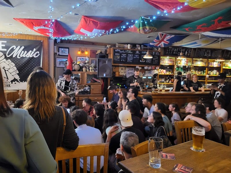 The Thirsty Monk Pub — photo