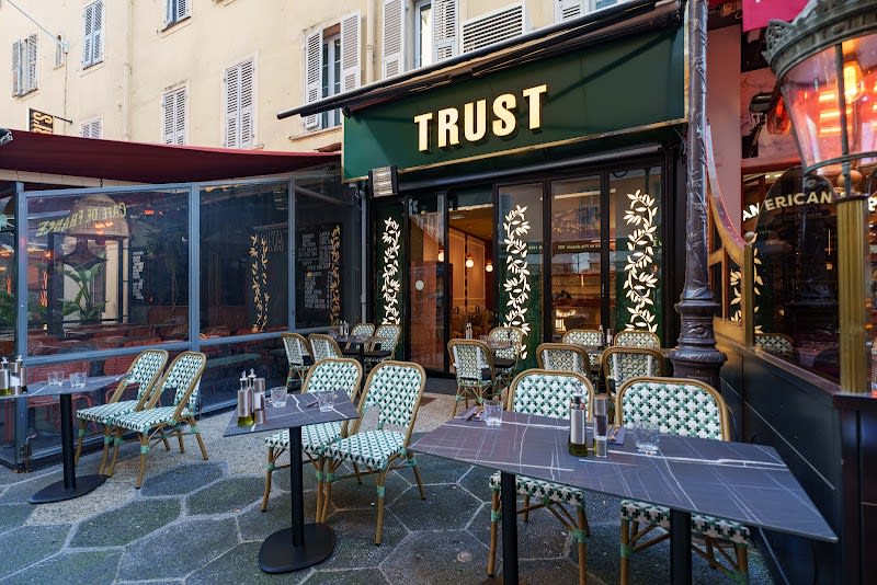 Trust — photo