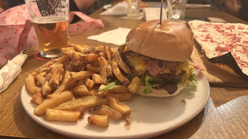 Adamson's Pub — photo