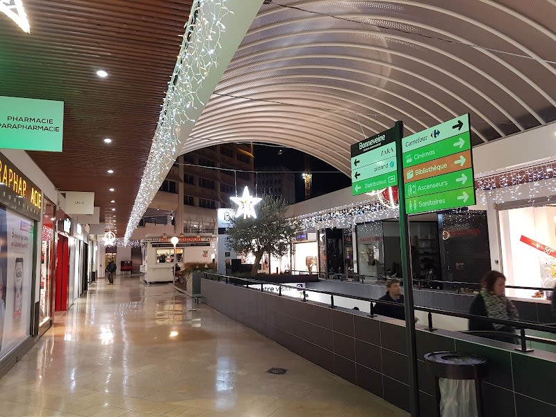 Centre Commercial Bonneveine — photo