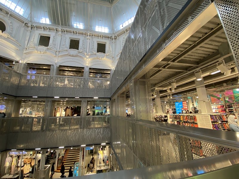 PRIMARK — photo