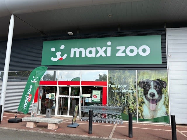Maxi Zoo Angers — photo