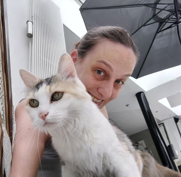 CATS HOME 59 - Ilona - petsitter (garde d'animaux) & comportementaliste félin : Ronchin, Lille, Fâches Thumesnil + 8 km. — photo