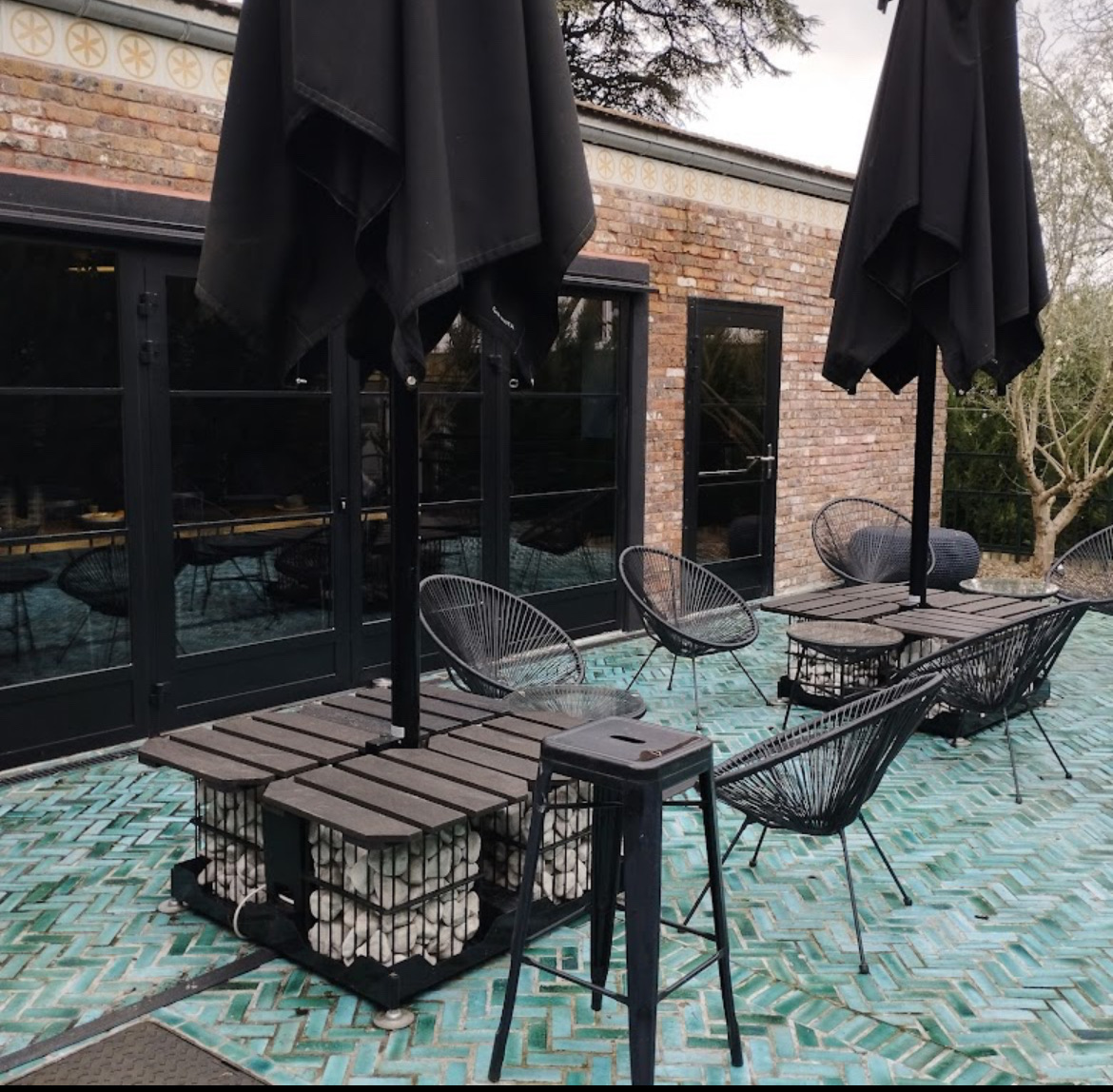 La Villa Vanves — photo