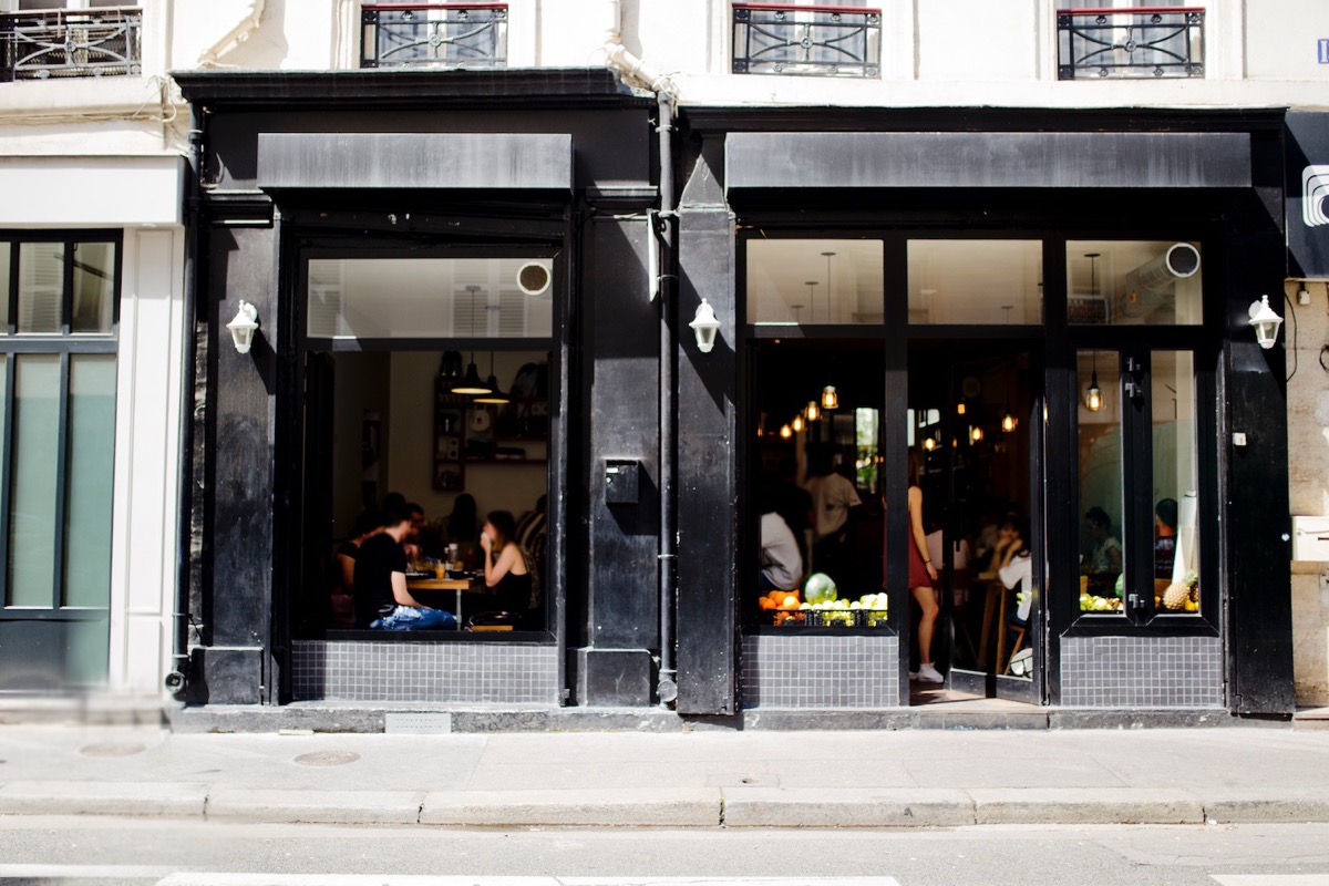 Paperboy Paris — photo