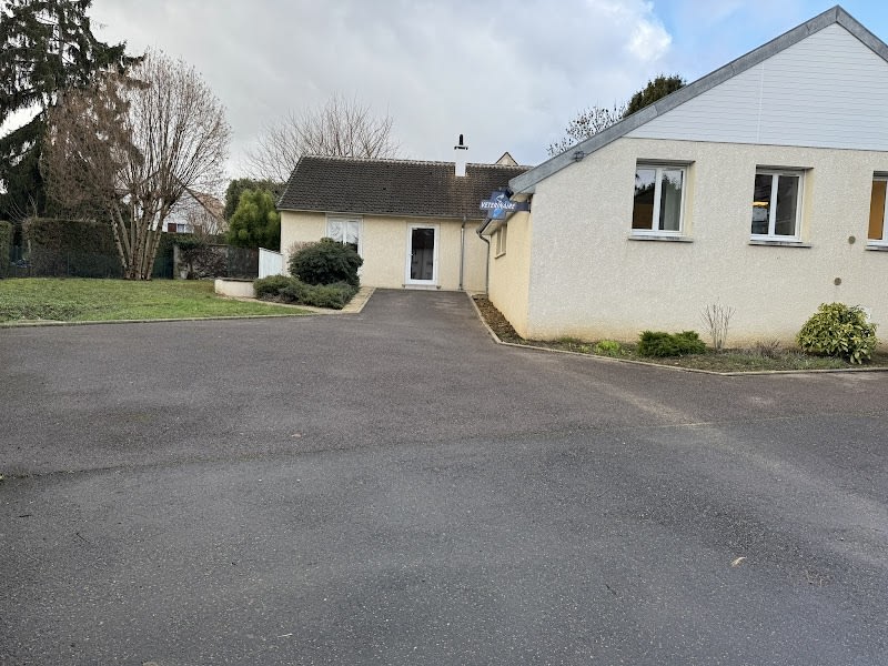 Clinique vétérinaire VeTeam Fourqueux Saint Germain des Dr MAREL et VERGNEAU — photo