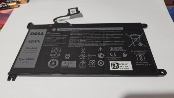 Batería DELL YRDD6