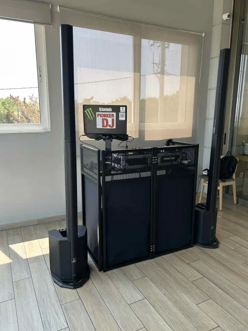 760d668a-dde4-4e94-951f-ca19e3b7b79e