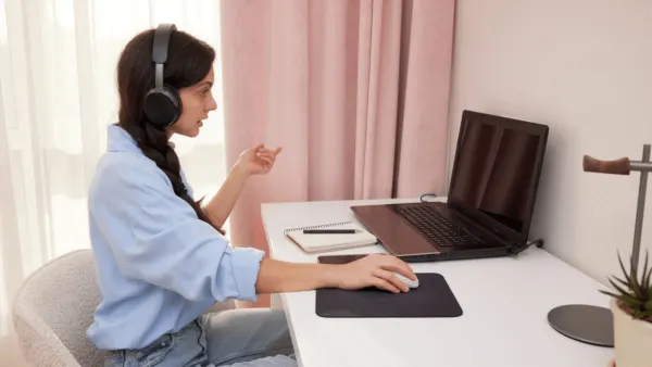 Online εργασια απο το σπιτι: 10 επαγγέλματα για εργασία εξ αποστάσεως