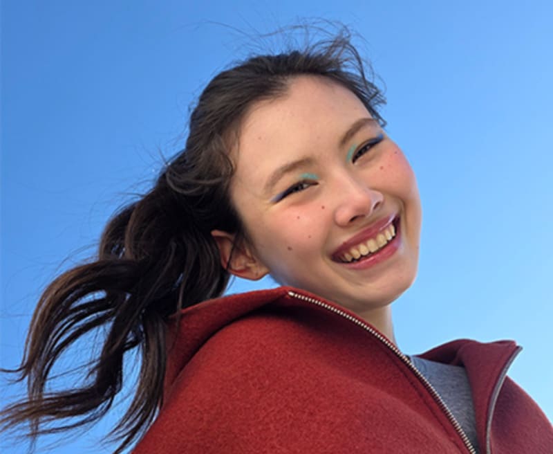 12 Megapixel Color Enriched Selfies