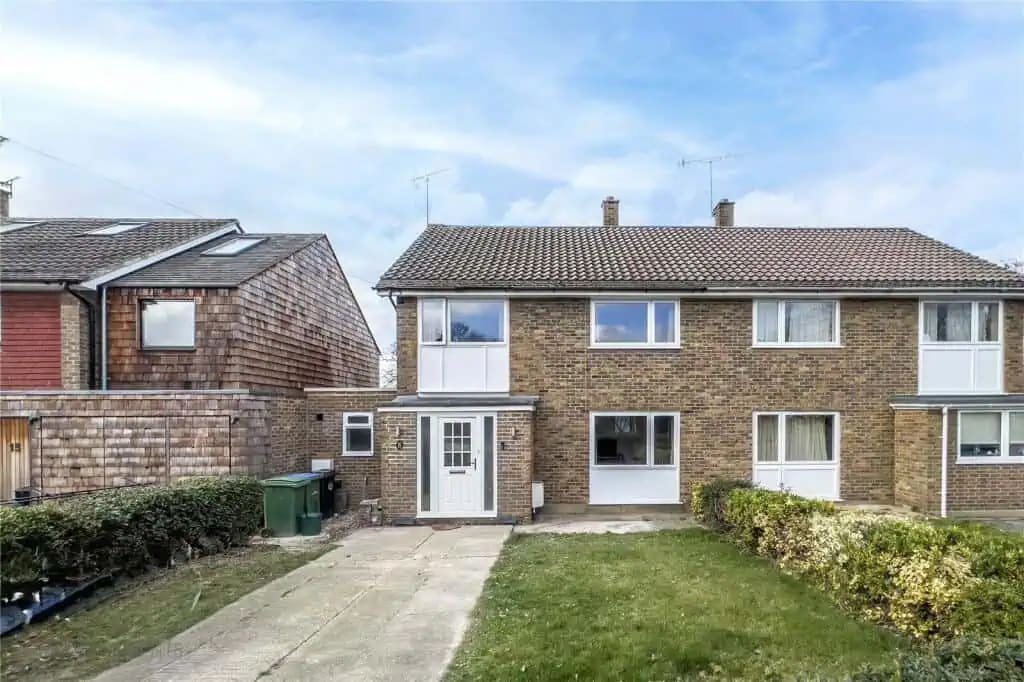 Streak Free Window Cleaning for Oxshott Homes and Businesses - Image 4 - Primgaard