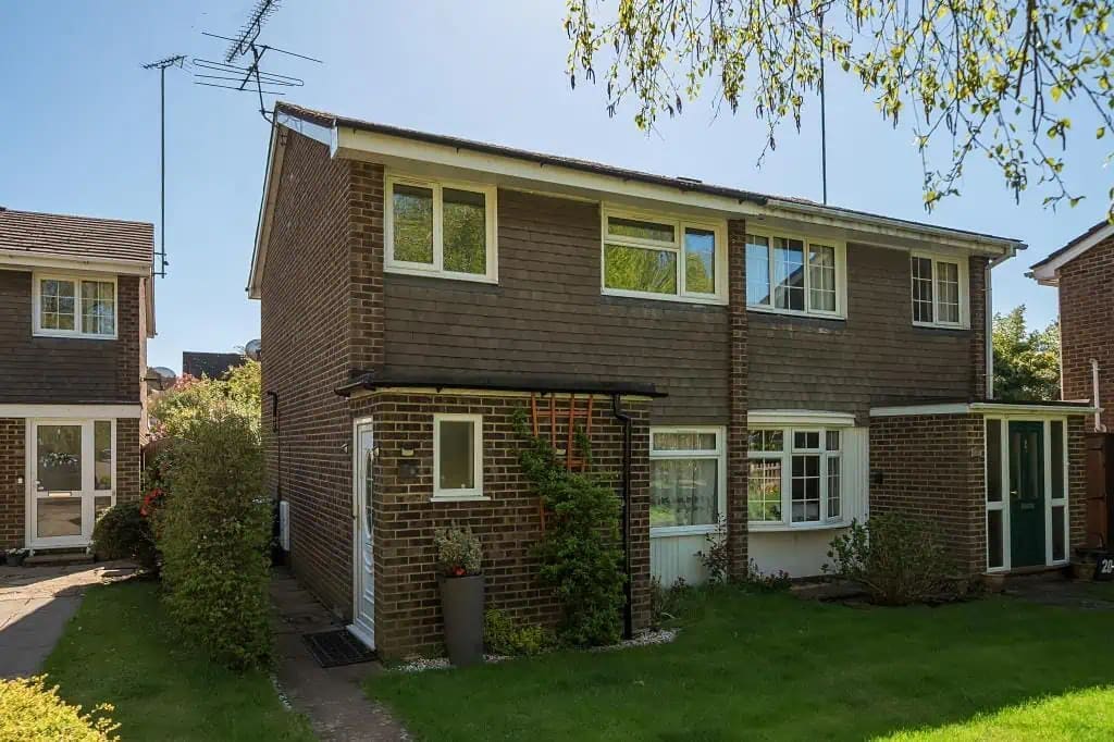 Safe and Reliable Gutter Clearing in Ascot - Primgaard Exterior Cleaning