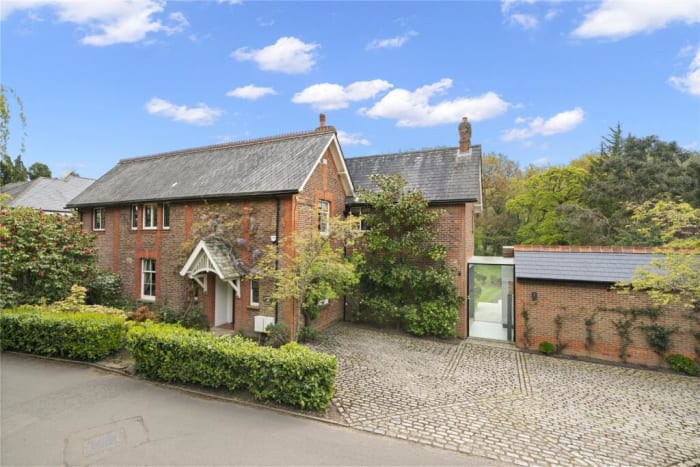 Fascia, Soffit and Gutter Cleaning in Cobham - Image 3 - Primgaard